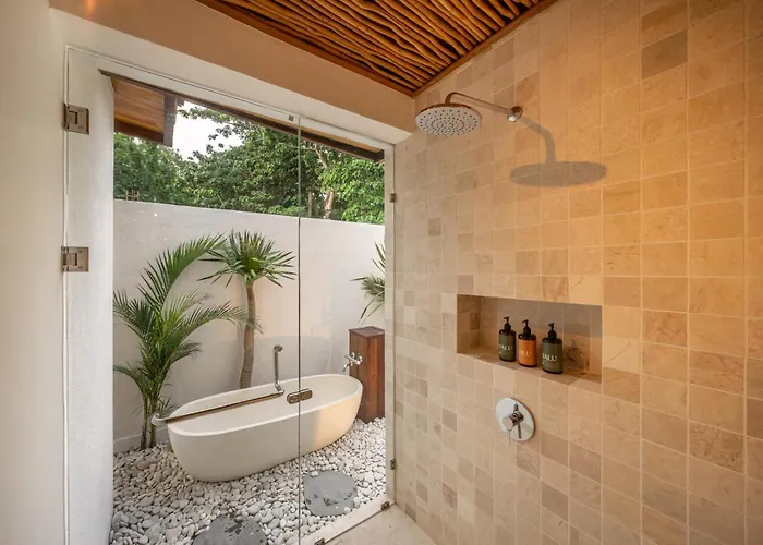Nalu Uluwatu! 4 * Uluwatu (Bali)